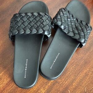 Mercer & Madison Black Woven Slides